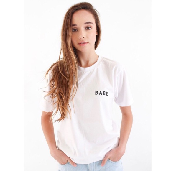 Stile Loft Tops - ‘Babe’ White Graphic T-shirt